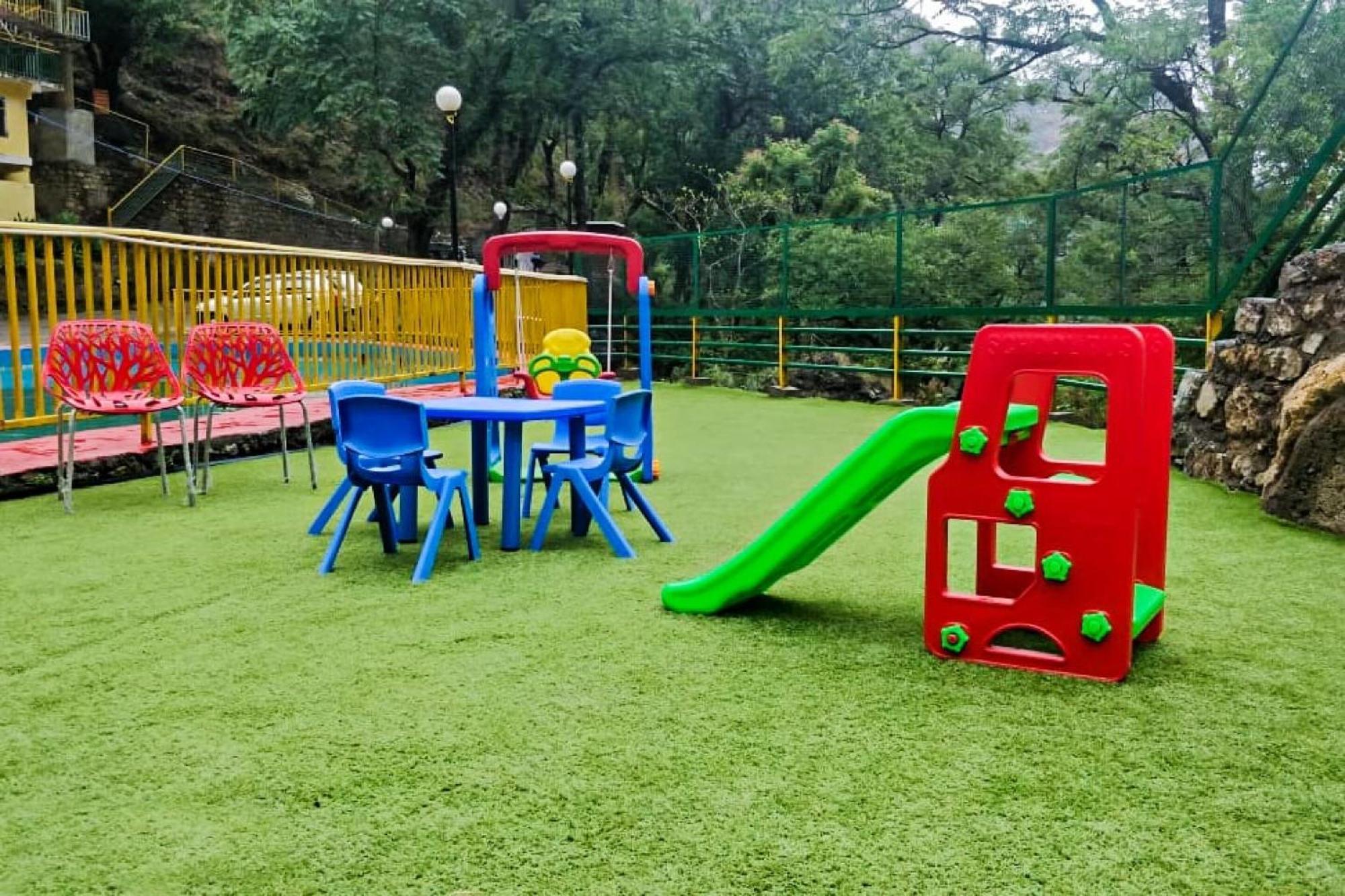 Hotel O Kempty Lake Adventure Resort Mussoorie Eksteriør bilde